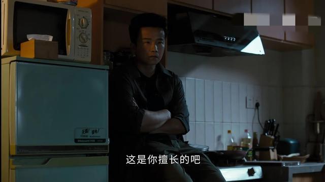 王俊凯、张译主演《重生之门》播了10集，优点和缺点一样多(重生之门王俊凯有感情戏吗)