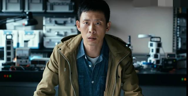 王俊凯、张译主演《重生之门》播了10集，优点和缺点一样多(重生之门王俊凯有感情戏吗)