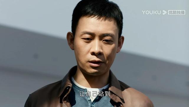 王俊凯、张译主演《重生之门》播了10集，优点和缺点一样多(重生之门王俊凯有感情戏吗)